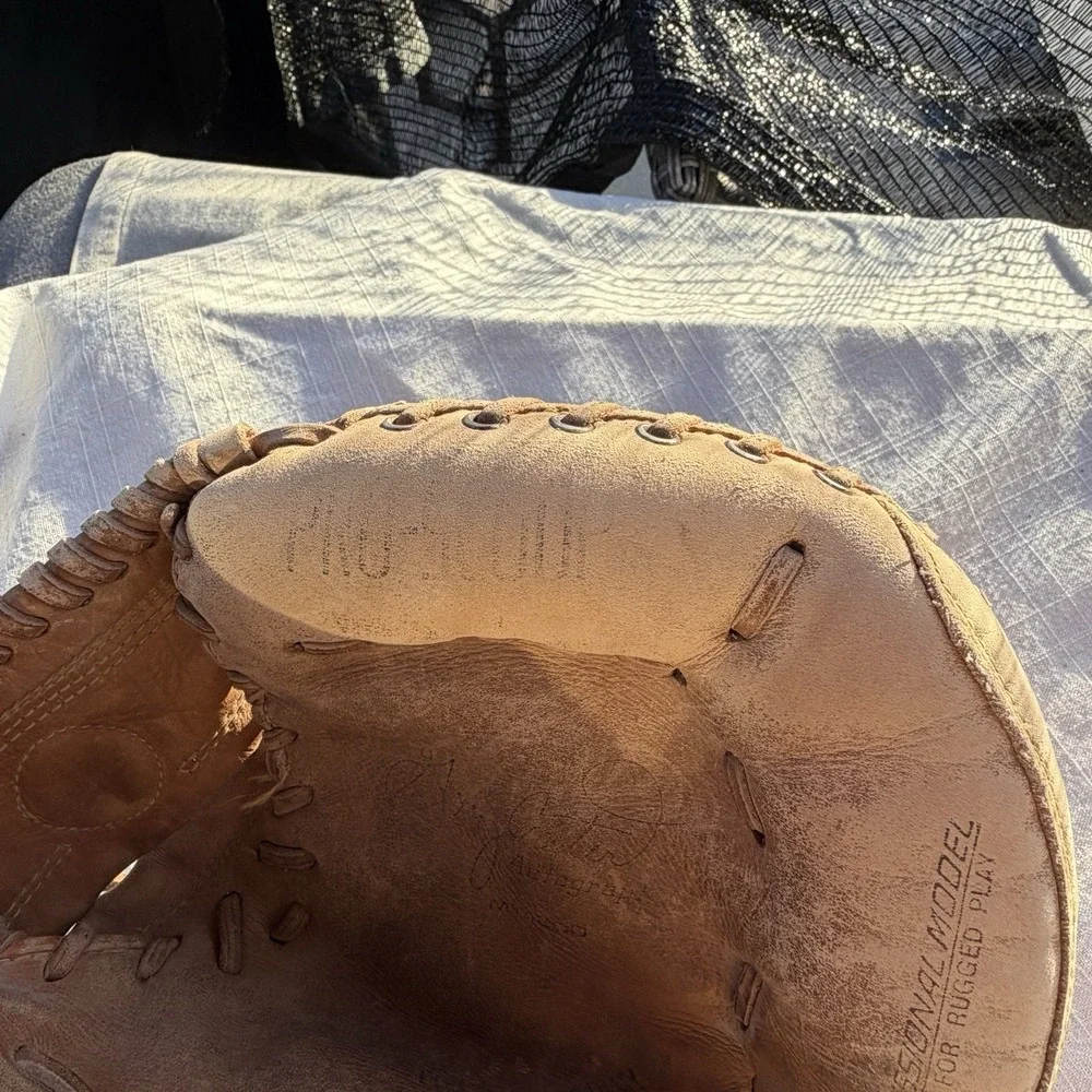 Vintage Mizuno‎ Gary Carter Autograph Catcher's Mitt MT1200 Lite-Flex 34